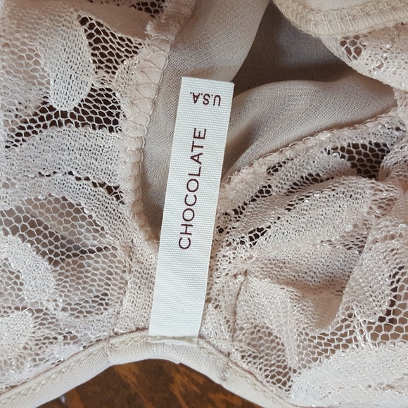 Boutique cream lace dressy top - Picture 3 of 7